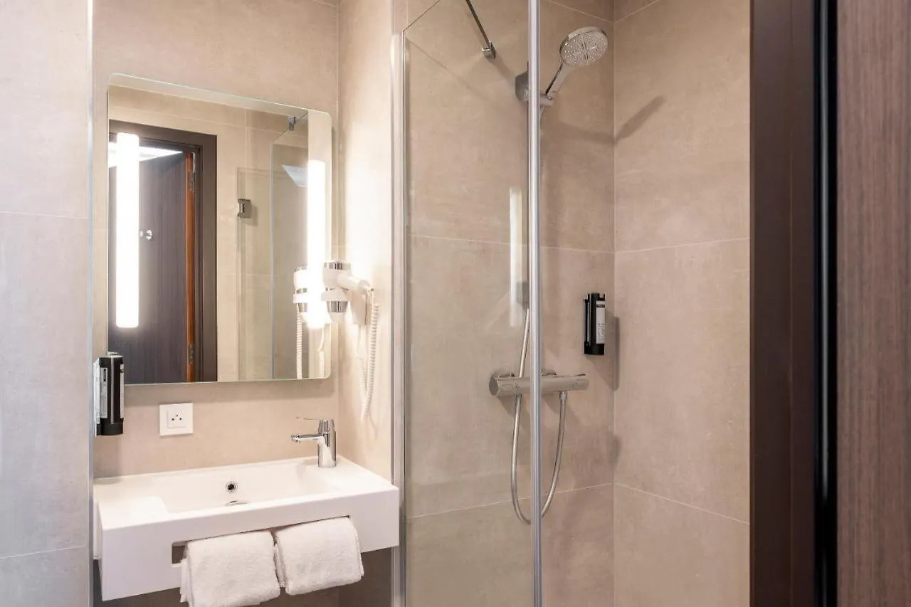 B&B Hotel Antwerp Centre 3*,